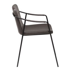BOTO VINTAGE ARMCHAIR